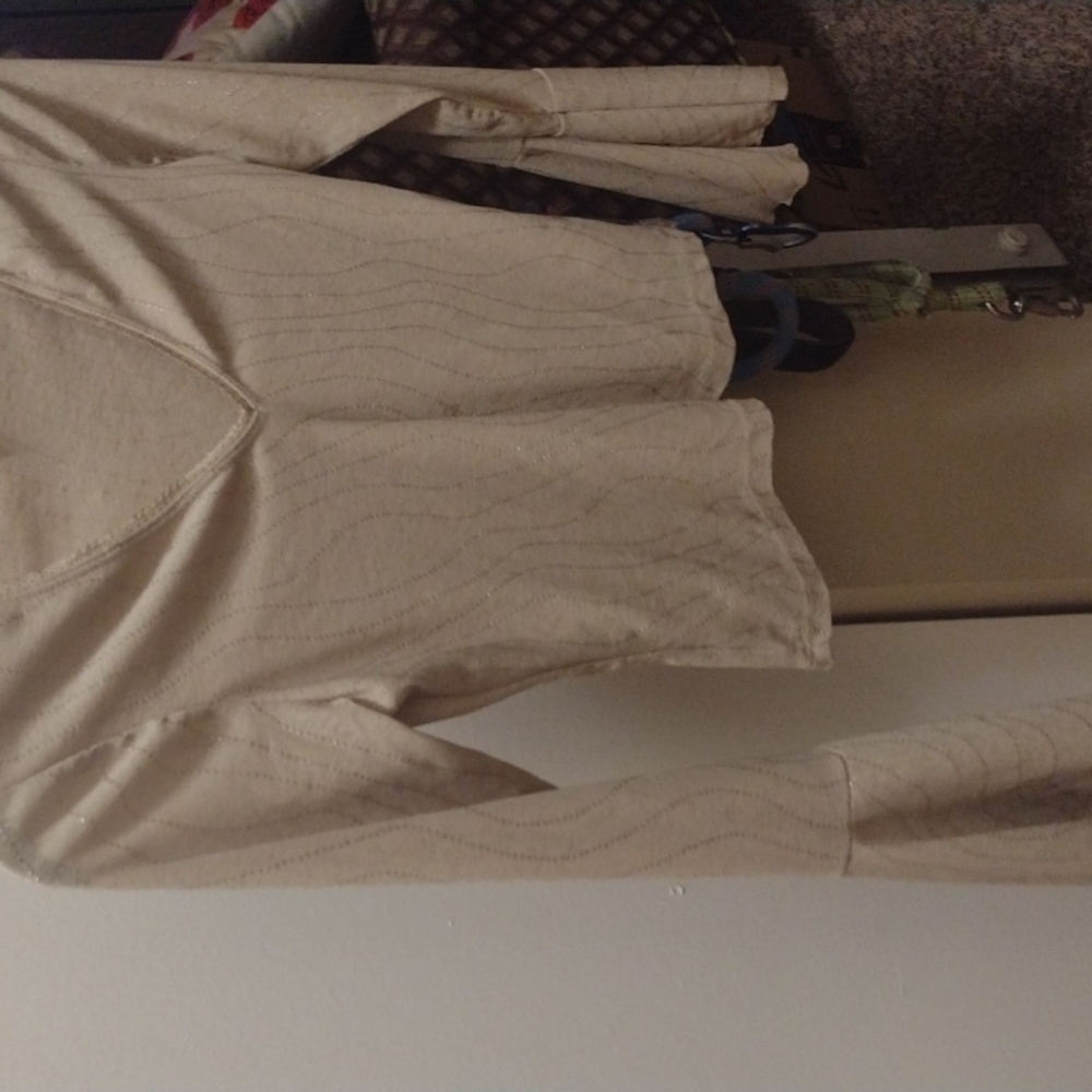 Shirt - Picture 2 of 2